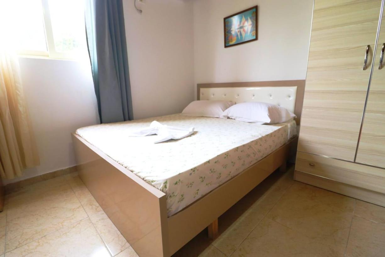 Novruzi Complex Villa Vlore Bagian luar foto